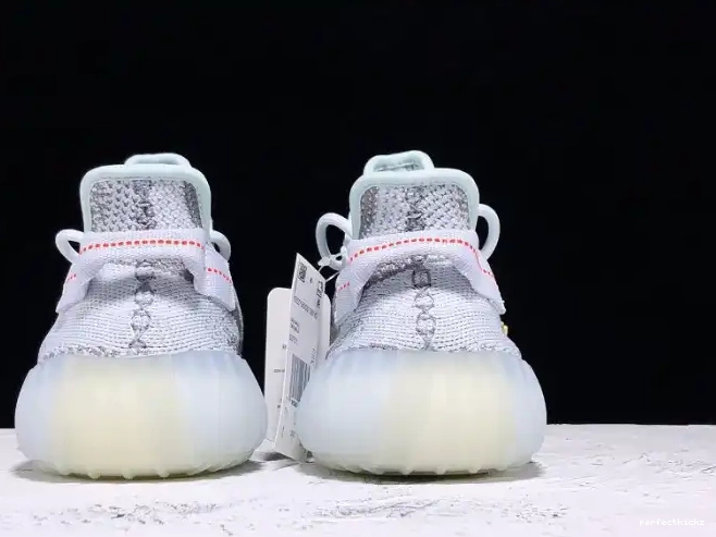 Yeezy B37571 Boost V2 Tint Blue Adidas 350 0520